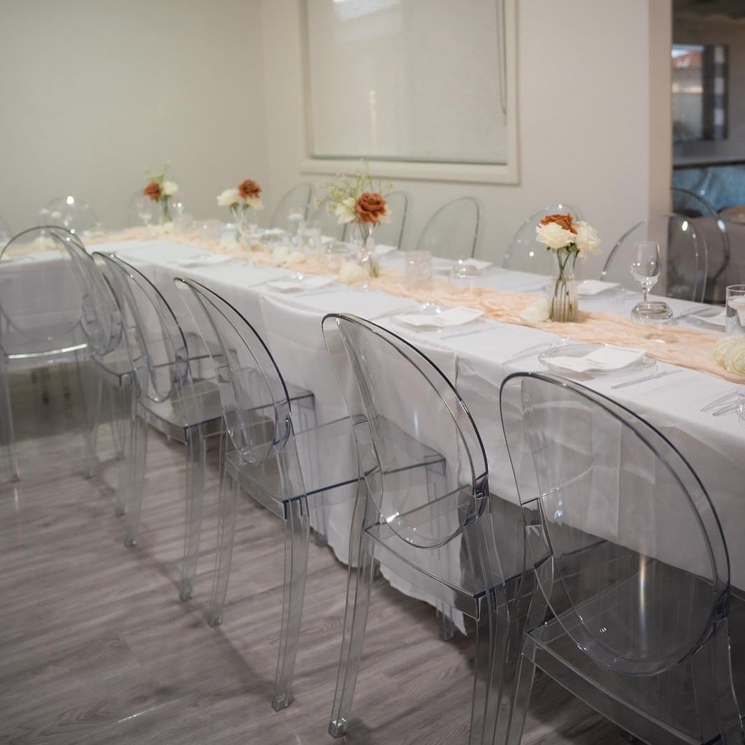 The promising of Emanuel & Monalisa ๐ค
Acrylic chairs, tables & linen by @rentmyeventmelb
Event season is approaching fast โก๏ธ Secure your date now via the link in our bio or DM us ๐
#melbourneeventhire #melbournechairhire #eventdecor #eventstyling #tiffanychairs #acrylicchairs #engagementdecor